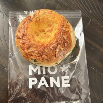 Miopane - Roasted Tomato with Herbs and Cheddar - Bakeries Near Me - Pasadena, California