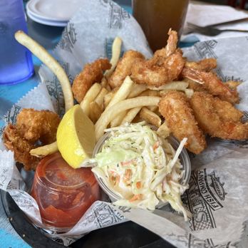 ST. PAUL FISH - MEQUON - Updated August 2024 - 360 Photos & 282 Reviews