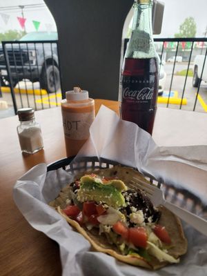 Nando's Tacos by null