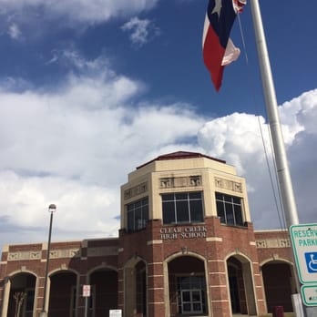Clear Creek High School - Front entrance of the school - Elementary Schools Near Me - League City, Texas Clear Creek High School - Front entrance of the school - Elementary Schools Near Me - League City, Texas