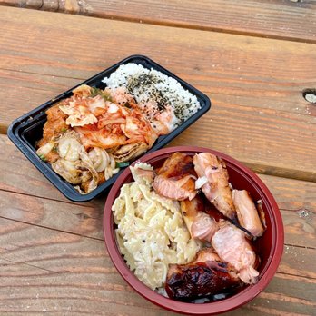 Seattle Fish Guys - Poke bowl and smoked salmon belly bowl - Seafood Markets Near Me - Seattle, Washington