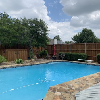 Skinner Construction - Beautiful pool equipment fence - Fences & Gates Near Me - Rockwall, Texas