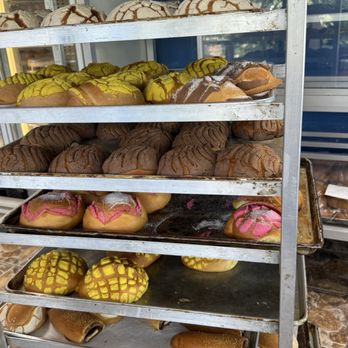 Parra's Bakery - Patisserie/Cake Shop Near Me - West Chicago, Illinois Parra's Bakery - Patisserie/Cake Shop Near Me - West Chicago, Illinois