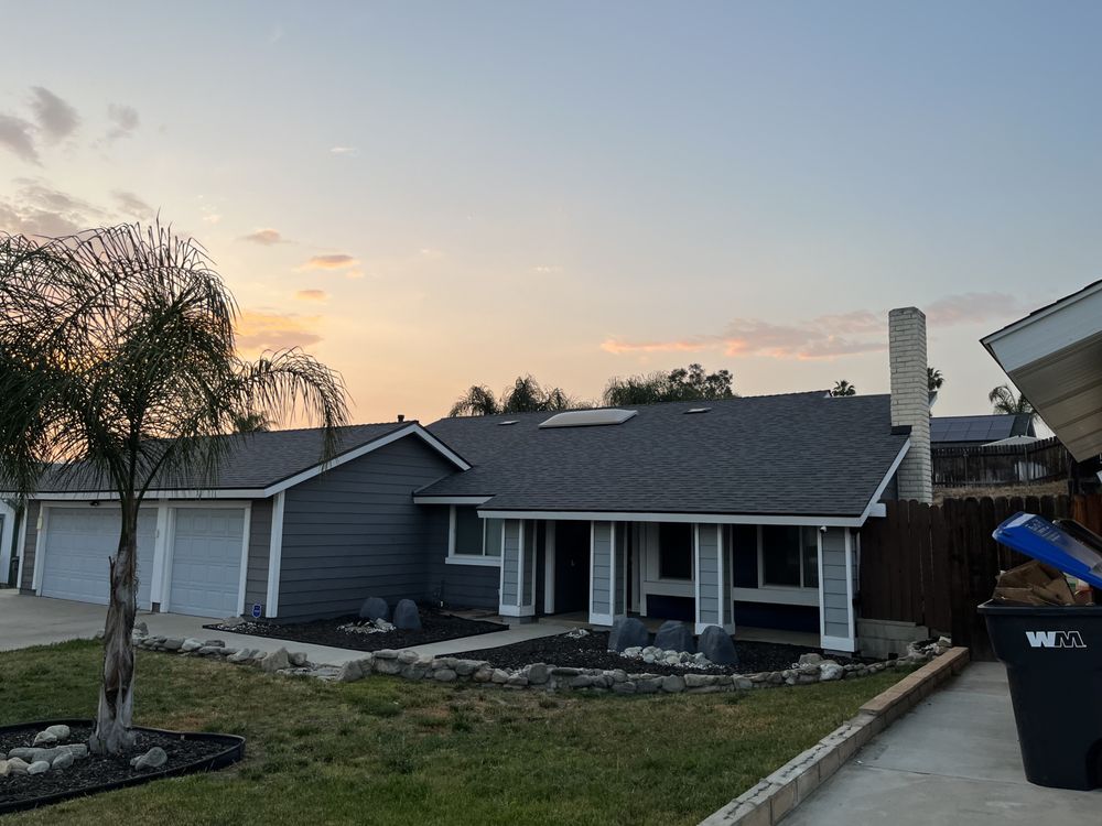 Slide of Hector Jimenez Roofing