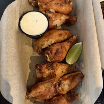 Uptown Tavern - 5 Spice Wings - New American Near Me - San Diego, California