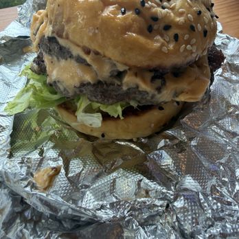 Gimme Burger - Burgers Near Me - Oyster Bay, New York