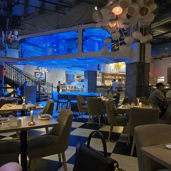Mrs Fish - Inside - Cocktail Bars Near Me - Los Angeles, California