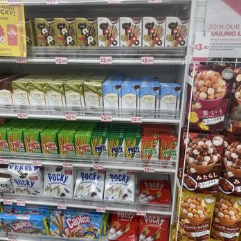 Daiso - Department Stores Near Me - North Hollywood, California