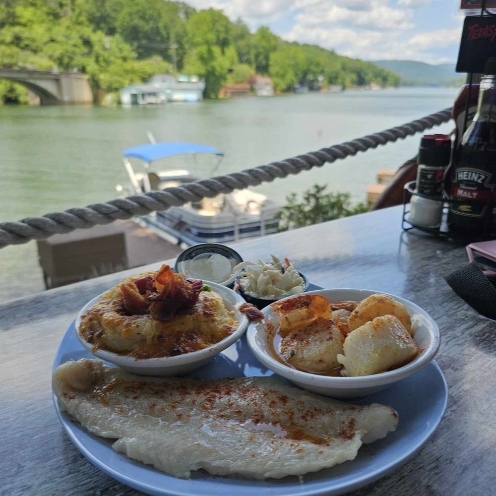 LakeHouse Restaurant - New American Near Me - Lake Lure, North Carolina LakeHouse Restaurant - New American Near Me - Lake Lure, North Carolina