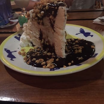Kimo's Maui - Hula pie - Seafood Near Me - Lahaina, Hawaii