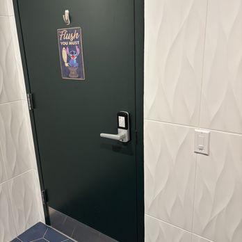 Kokee Tea - Restroom - Bubble Tea Near Me - Lorton, Virginia