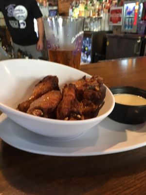 Boonie's On the Avenue by null