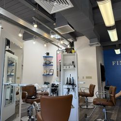 Finca Beauty Salon - Inside