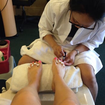 Leann's Nails - She went the extra mile and painted the outer edges of my nails to prevent chipping, without me having to ask. - Nail Salons Near Me - Alameda, California Leann's Nails - She went the extra mile and painted the outer edges of my nails to prevent chipping, without me having to ask. - Nail Salons Near Me - Alameda, California