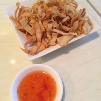 Elephant Thai Kitchen - Complimentary wonton skins - Thai Near Me - Long Beach, California