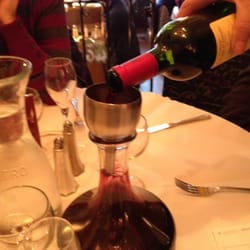 Bistrot du Boucher - Une mise en carafe du Saint Estephe