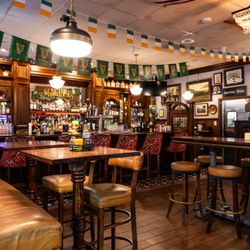 Maginn’s Irish Pub