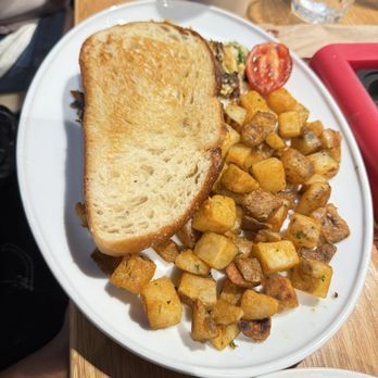 Flap Your Jacks - Mushroom Scramblicious - Breakfast & Brunch Near Me - San Diego, California