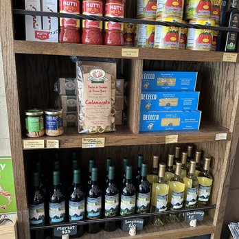 La Borgata Italian Deli - Lots of food items to take home with you - Delis Near Me - Vacaville, California La Borgata Italian Deli - Lots of food items to take home with you - Delis Near Me - Vacaville, California