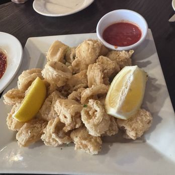 Che Pizza - Crispy Calamari Fritti - Pizza Near Me - Metuchen, New Jersey