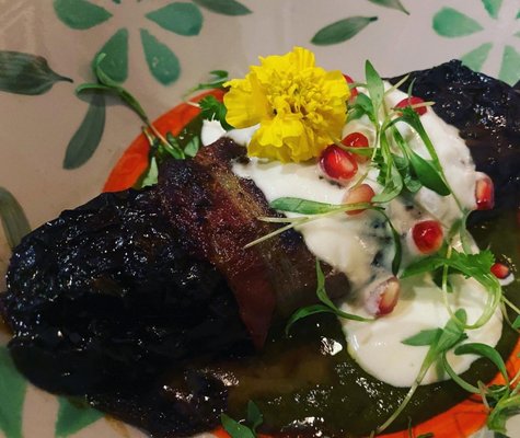 Tortuga y Chango by null