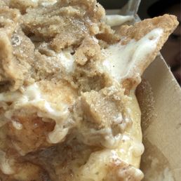 Their Cinnamon Toast Crunch roll (forgot the name). 10/10.