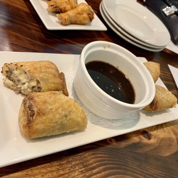 Second Brook Bar And Grill - Sheppard Rolls with au jus and sweet Thai chili wings.  Both excellent - Burgers Near Me - Hooksett, New Hampshire