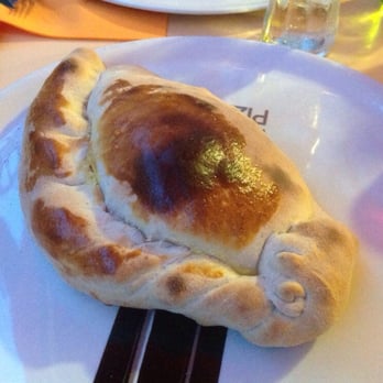 Pizzeria Azzurra - Calzone Claquos. Délice! - Pizza Near Me - Arcachon, 33 Pizzeria Azzurra - Calzone Claquos. Délice! - Pizza Near Me - Arcachon, 33