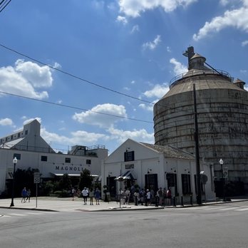 Magnolia Market - Entrance - Home Decor Near Me - Waco, Texas Magnolia Market - Entrance - Home Decor Near Me - Waco, Texas