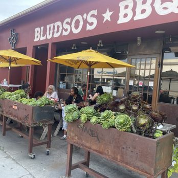Bludso's BBQ - Outside of Bludso's - Barbeque Near Me - Los Angeles, California Bludso's BBQ - Outside of Bludso's - Barbeque Near Me - Los Angeles, California