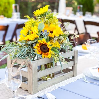 Perfect Parties By Mo - Reception table center pieces - made by Mo - Florists Near Me - Auburn, California