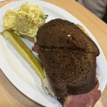 Cecils - Reuben - Delis Near Me - Saint Paul, Minnesota