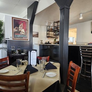 Cactus & Flame - Interrior deaign - Steakhouses Near Me - Inyokern, California