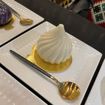 The Spoon - Yuzu mango - Desserts Near Me - Stanton, California The Spoon - Yuzu mango - Desserts Near Me - Stanton, California