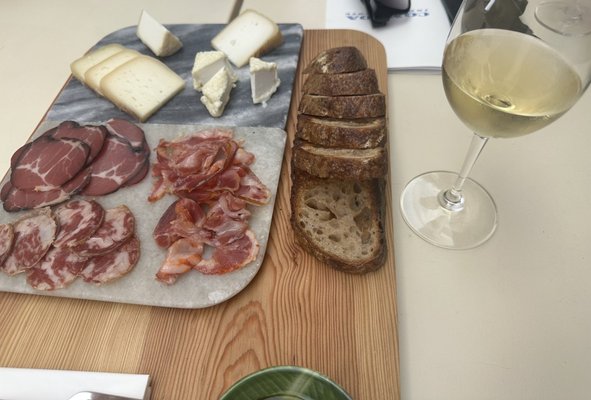 Comida Independente by null