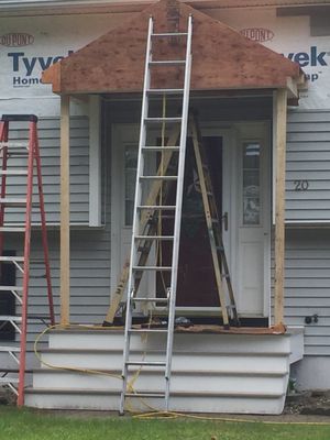 Hardacre’s Handyman service Logo