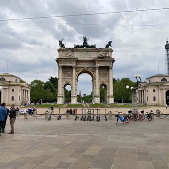 Arco della Pace - Beautiful! - Landmarks & Historical Buildings Near Me - Milan, Michigan