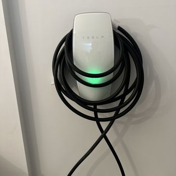 Cordan - Awesome Tesla charger install - Electricians Near Me - Las Vegas, Nevada