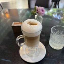 Saks - Cappuccino