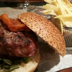 Dos 2 Mons - Espectacular Hamburguesa de cordero.