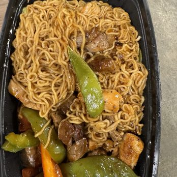 TRAP RAMEN - Shrimp and beef ramen - Ramen Near Me - Warren, Michigan