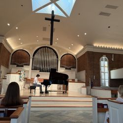 Glenview Community Church - The church as an excellent piano recital venue.