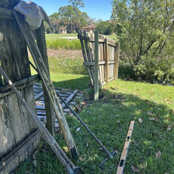 Innovative Building Services - What the fence looked like - Carpenters Near Me Innovative Building Services - What the fence looked like - Carpenters Near Me