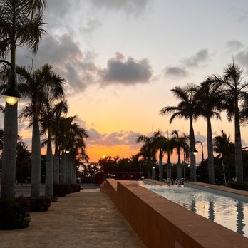 Royal Sands Resort - Hotels Near Me - Cancún, ROO Royal Sands Resort - Hotels Near Me - Cancún, ROO