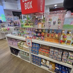 Miniso - Cute blind box section
