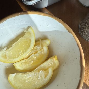 Old West Cafe - 2nd request for fresh lemons- you should have seen the 1st bowl. Complete NASTINESS! - Breakfast & Brunch Near Me - Grapevine, Texas