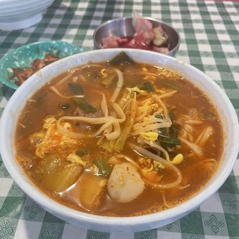 Old Time Noodle House - Spicy beef noodle soup - Korean Near Me - Gardena, California Old Time Noodle House - Spicy beef noodle soup - Korean Near Me - Gardena, California