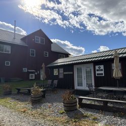 Black Diamond Farm & Cider - Outside