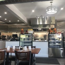 Daisy’s Cafe - Sparkling clean interior