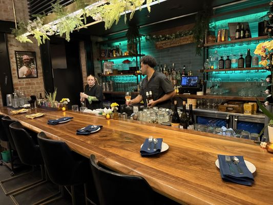 Lom Wong by null Lom Wong by null